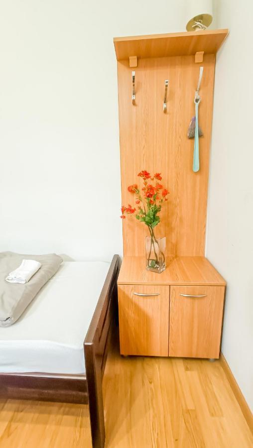 Bascarsija Guesthouse - Private Bath, Tv & Aircon サラエヴォ エクステリア 写真